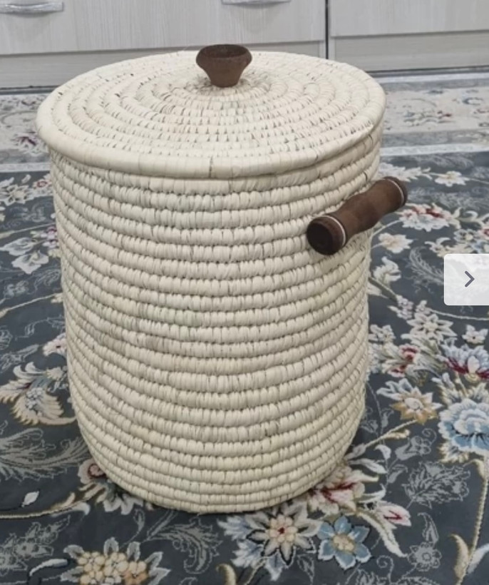 سطل جای برنج استوانه حصیری دسته چوبی ضد شپشک کپوبافی دسته دار