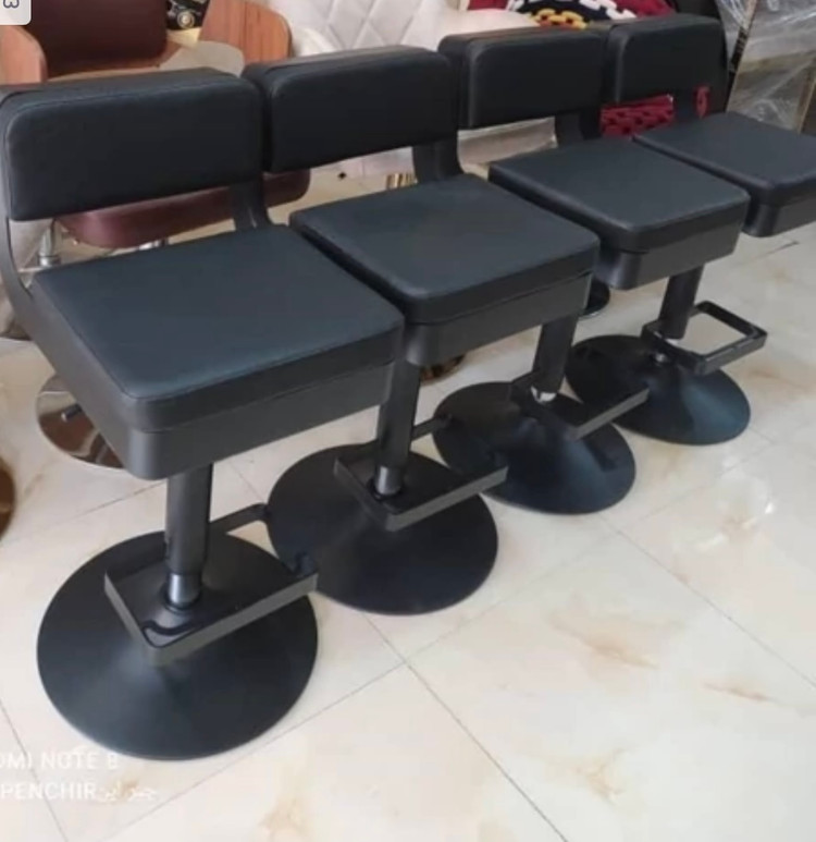 صندلی اپن مدل تیگو طلایی