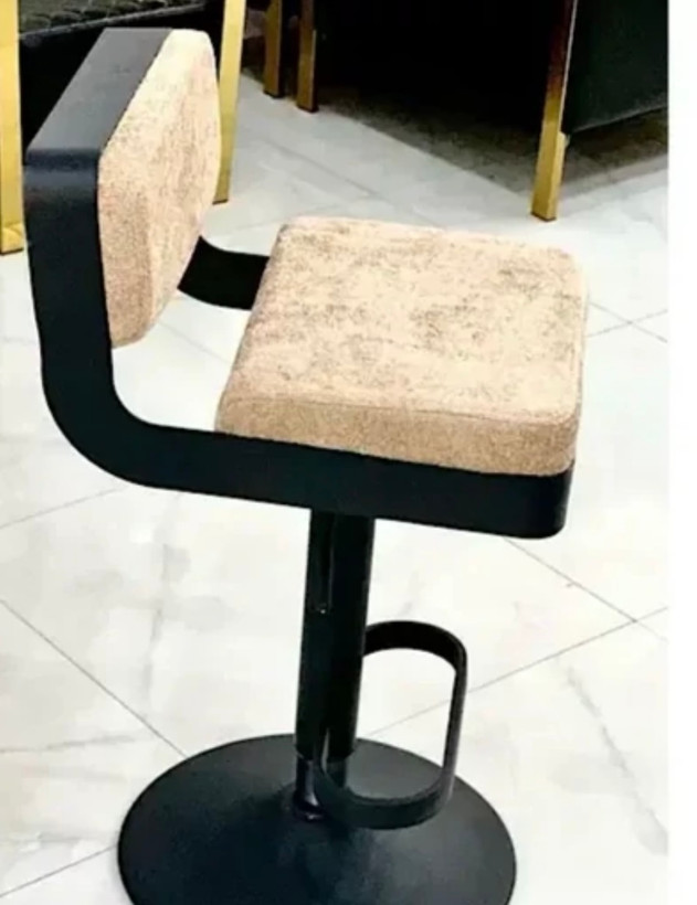 صندلی اپن مدل تیگو طلایی