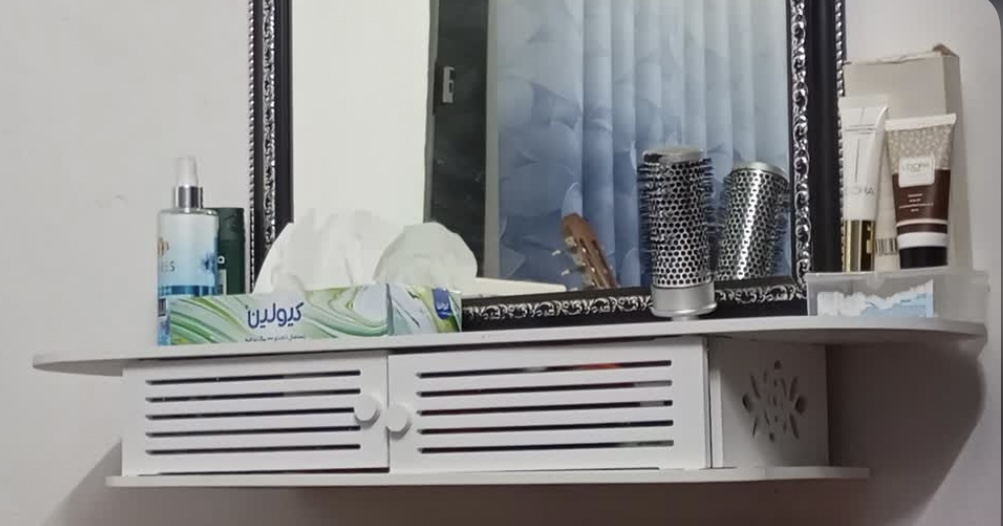 شلف دیواری جای ریسیور طرح درب دار